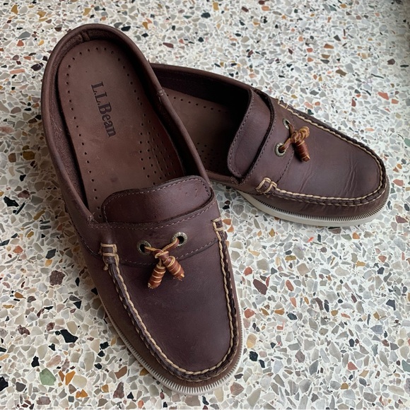 L.L. Bean Womens Brown Leather Slip-On Loafer Boat Shoes Size 7 - Picture 1 of 9